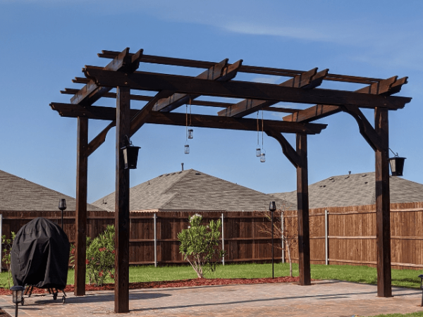 Fedora freestanding pergola