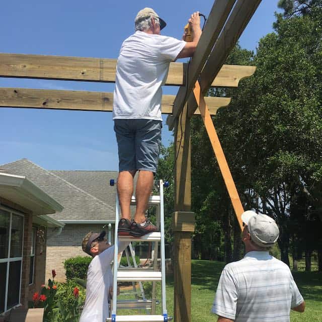 Freestanding Sombrero Pergola