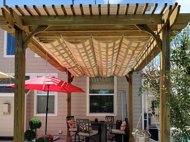 Retractable deals shade canopy