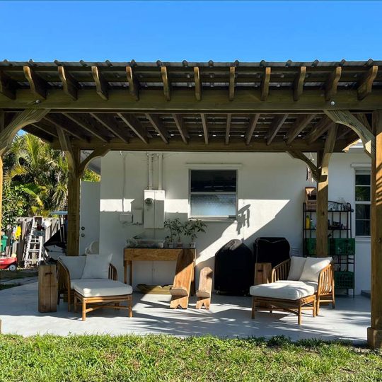 Pergola With Roof