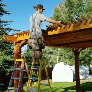 stain and painting pergola wood